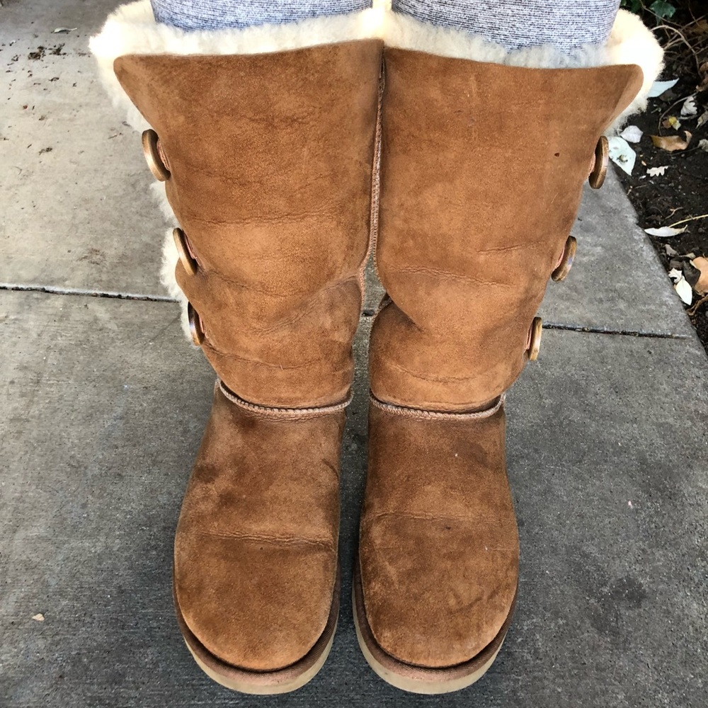 Tall bailey button ugg boots